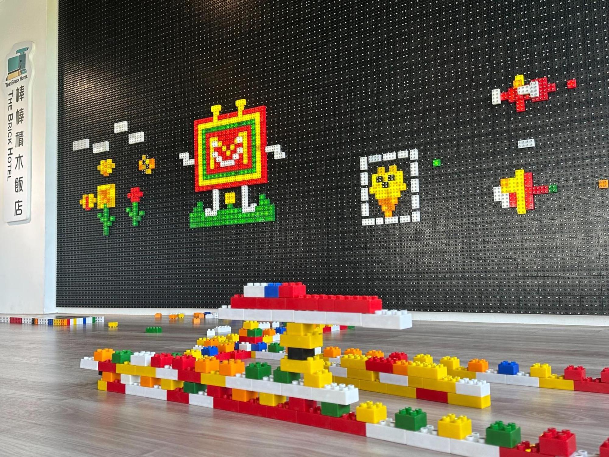 The Brick Hotel Taibao Екстериор снимка
